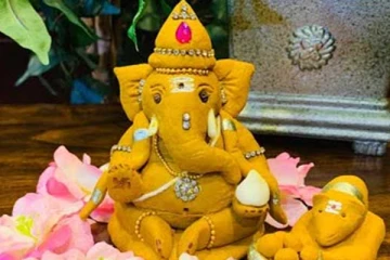 மஞ்சளில் பிள்ளையார் பிடித்து வைத்து வணக்க வேண்டிய ராசிக்காரர்கள்!