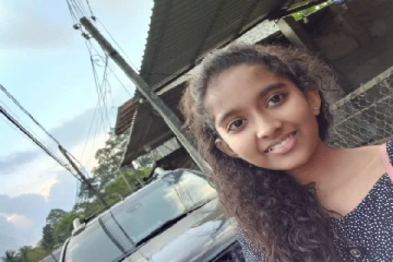 கோர விபத்தில் சிக்கி பரிதாபகரமாக பலியான மாணவி