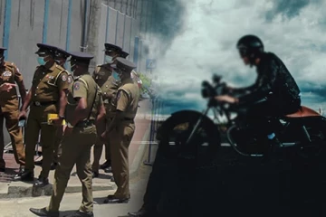 நிறுத்தி வைக்கப்பட்டிருந்த மோட்டார் சைக்கிளில் ஆண் ஒருவரின் சடலம் மீட்பு