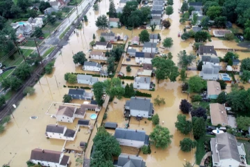அமெரிக்காவில்  கனமழை;  4 குழந்தைகள் உள்பட 20 பேர் பலி; 50க்கும் மேற்பட்டோர் மாயம்