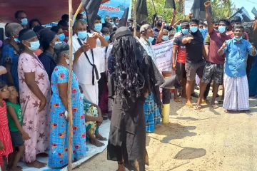 ”உயிரிழந்த மீனவர்களின் ஆத்மாவாக கேட்கிறேன்” : மீனவர்களின் உருக்கமான கோரிக்கை (Photos)