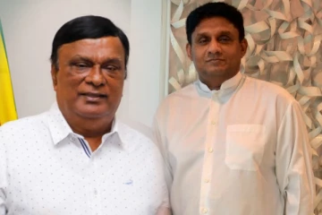 சஜித்துடன் கைகோர்த்த தர்மசிறி தசநாயக்க