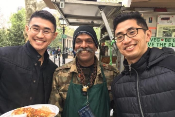 தனது திறமையால் நியூயோர்க் மக்களை திரும்பி பார்க்க வைத்த யாழ்ப்பாண தமிழர்!