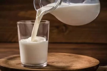 பாலில் சலவைத்தூள் கலந்து கலப்படம் ; உணவுப் பாதுகாப்பு அதிகாரிகள் அதிரடி