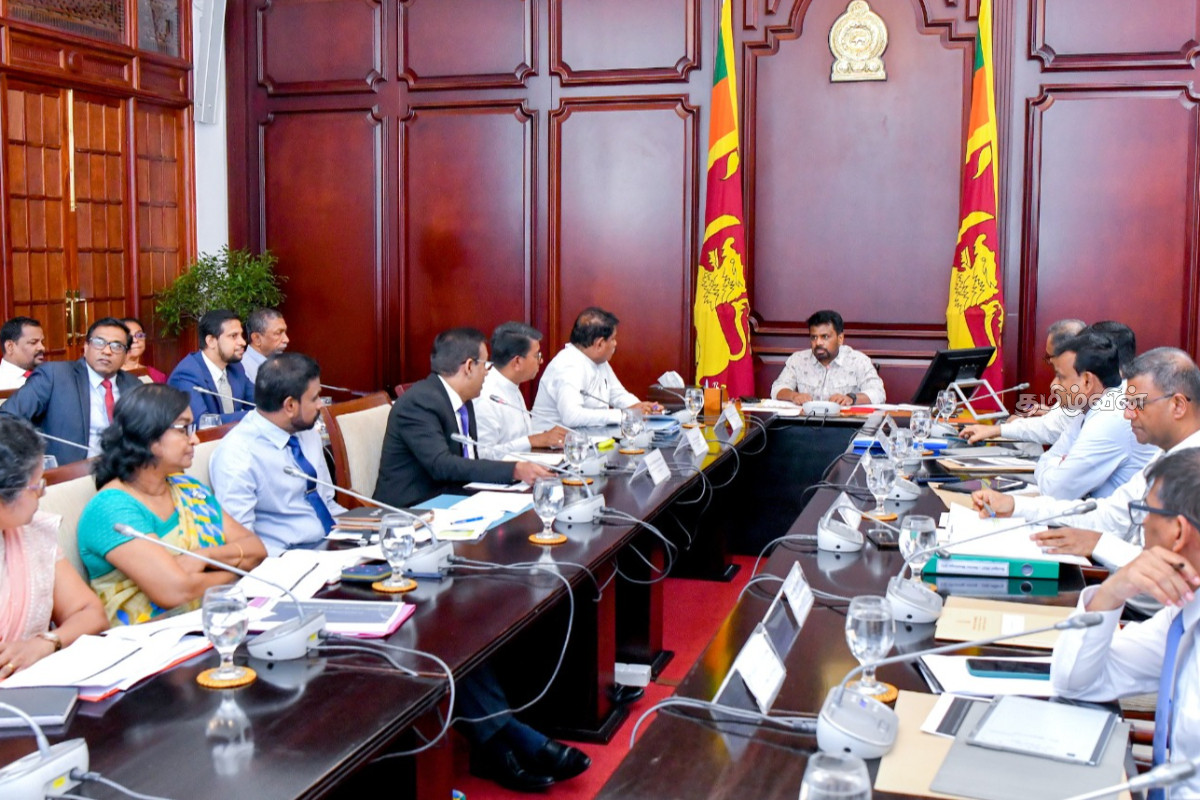கடற்றொழில் அமைச்சின் முன்மொழிவுகள் : ஜனாதிபதி தலைமையில் முக்கிய கலந்தாய்வு | Projects Of The Ministry Of Fisheries கடற்றொழில் அமைச்சின் முன்மொழிவுகள் : ஜனாதிபதி தலைமையில் முக்கிய கலந்தாய்வு | Projects Of The Ministry Of Fisheries