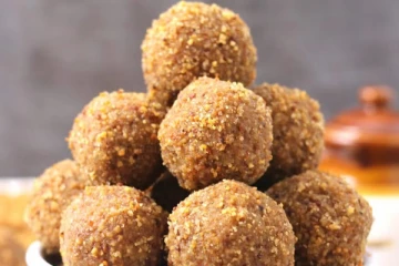 குழந்தைகளில் ஊட்டச்சத்தை அதிகரிக்கும் உளுந்து லட்டு