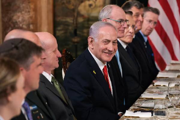 நெதன்யாகுவுடன் சந்திப்பு... ஈரான், ஹமாஸ் படைகளுக்கு கடும் எச்சரிக்கை விடுத்த ட்ரம்ப் | Trump Warns Iran Of Possible Strike