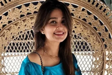 ஒளியில் மின்னும் தேவதை போல் இருக்கும் நடிகை சினேகா.. ரசிகர்கள் கவர்ந்த புகைப்படம்