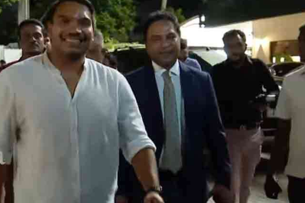 இரவிலும் கூடும் எதிர் தரப்பு ; அரசாங்கத்திற்கு எதிரான பேரணிக்காக தீவிரமாகும் நடவடிக்கை | Action Rises On Anti Govt Protest இரவிலும் கூடும் எதிர் தரப்பு ; அரசாங்கத்திற்கு எதிரான பேரணிக்காக தீவிரமாகும் நடவடிக்கை | Action Rises On Anti Govt Protest