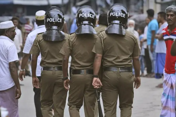 புதுக்குடியிருப்பில் மீட்கப்பட்ட மர்ம பொதி: தீவிர விசாரணையில் பொலிஸார் | Mysterious Package Recovered In Mullaitivu