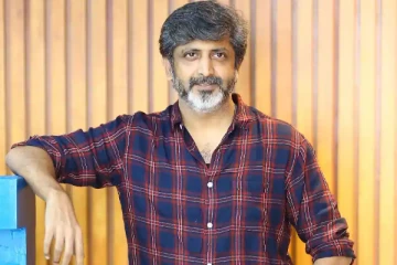 இயக்குனர் மோகன் ராஜாவிற்கு இவ்வளவு பெரிய மகள், மகன் இருக்கிறார்களா.. அழகிய குடும்ப புகைப்படம் இதோ