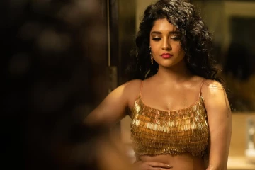 தாராள கிளாமரில் ரித்திகா சிங்.. லேட்டஸ்ட் ஸ்டில்கள்