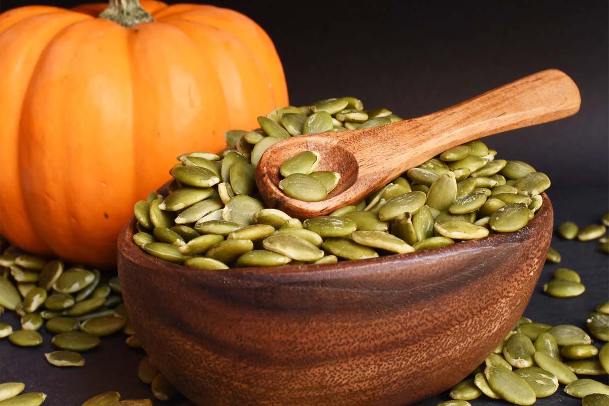 முடி அடர்த்தியாக வளர வேண்டுமா? இந்த உணவுகளை கட்டாயம் எடுத்துக்கோங்க | Foods That Helps Your Hair Grow Thick முடி அடர்த்தியாக வளர வேண்டுமா? இந்த உணவுகளை கட்டாயம் எடுத்துக்கோங்க | Foods That Helps Your Hair Grow Thick