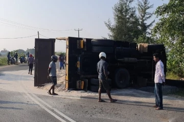 யாழில் பரபரப்பு; பொலிஸார் துப்பாக்கிச்சூட்டால் பதற்றம்!