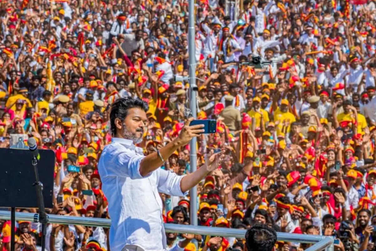 தமிழக அரசியலில் நிகழ்ந்த அதிசயம்.. தேர்தல் பரபரப்புக்கு மத்தியில் தவெக விஜயின் நெகிழ்ச்சி பதிவு | Tamil Nadu Election 2026 Tvk Vijay