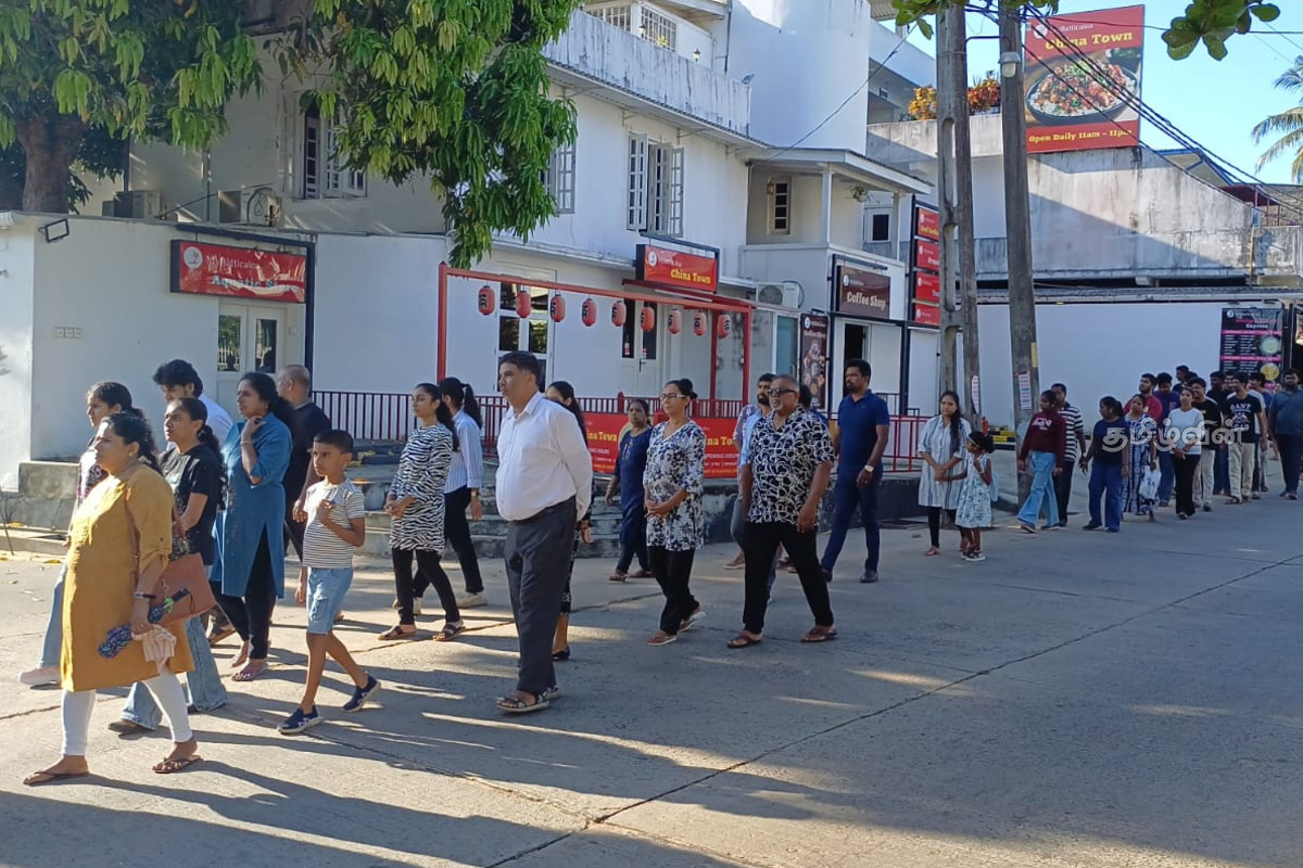 புனித வெள்ளியை முன்னிட்டு தமிழர் பகுதியில் சிலுவைப்பாதை வழிபாடுகள் | Stations Of The Cross On Good Friday