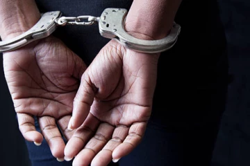 ரொறன்ரோ கொள்ளைச் சம்பவங்களுடன் தொடர்புடைய 3 பேர் கைது