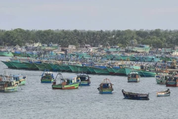 கடற்றொழிலாளர்களிள் விடுதலையை வலியுறுத்தி தமிழக கடற்றொழிலாளர்கள் போராட்டம்