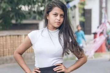 யார் இந்த இலங்கை சிங்கள பெண்? ஒரே பாடலில் இளம் வைரல் நாயகியான அதிசயம்...