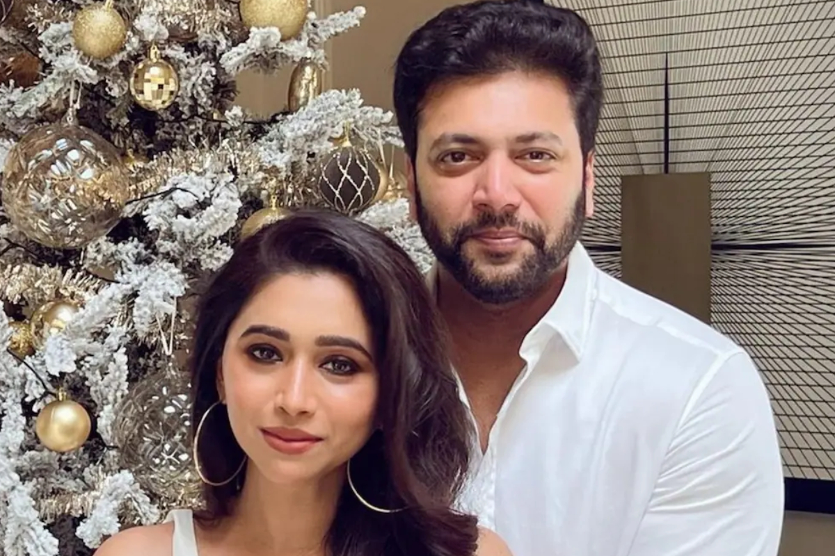 விவாகரத்து முன்பே ஒரே ஆடையில் ஜோடியாக நான் சென்றால் உலகம் ஏற்குமா? ஆர்த்தி அதிரடி | Aarthi Ravi Criticized The Double Standards விவாகரத்து முன்பே ஒரே ஆடையில் ஜோடியாக நான் சென்றால் உலகம் ஏற்குமா? ஆர்த்தி அதிரடி | Aarthi Ravi Criticized The Double Standards