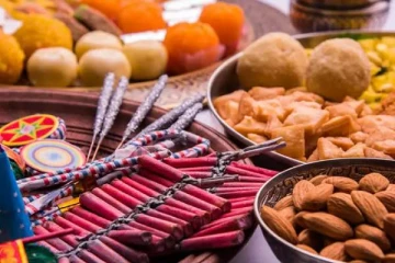 Diwali: சுகர் பற்றி கவலைப்படாம ஸ்வீட் சாப்பிடுங்க.. ஆனால் இதை மட்டும் மறந்துராதீங்க!