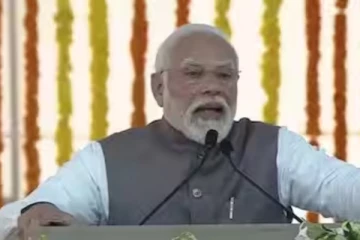 பென்டகனை மிஞ்சிய வளாகம்..!! சூரத்தில் பிரமாண்ட அலுவலகத்தை திறந்துவைத்த பிரதமர்..!!