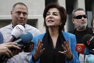 பொதுவெளியில் பழமொழி கூறியதால் சிறைத்தண்டனை பெற்ற முன்னணி பத்திரிகையாளர்