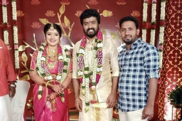 காதலித்து திருமணம் செய்து கொண்ட சின்னத்திரை பிரபலங்கள் - குவியும் வாழ்த்து