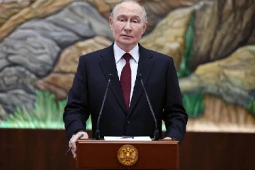 புதிய விசா சலுகை ; சீனர்களுக்கு ரஷ்யாவில் 30 நாள் சுதந்திரப் பயணம்