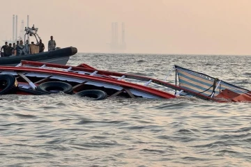 மன்னாரி கடலில் இரு படகுகள் மோதியதில் மீனவர் உயிரிழப்பு