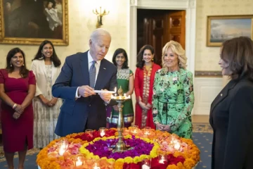 வெள்ளை மாளிகையில் தீபாவளியை கோலாகலமாக கொண்டாடிய அதிபர் பைடன்!