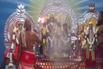 கீரிமலை நகுலேஸ்வரர் ஆலய வருடாந்த மஹோற்சவம் ஆரம்பம் (படங்கள்)