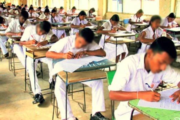 வடக்கில் உயர்தரப் பரீட்சை மோசடி - அதிபர் மற்றும் இரு ஆசிரியர்களுக்கு பணித்தடை! | Examination Fraud In Forced Retirement 2 Teachers