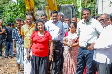ගංවතුරට පාලනයට කැලණි ගඟ හල්මුල්ල ඉවුරු ආරක්ෂණ වැඩ ඇරඹේ