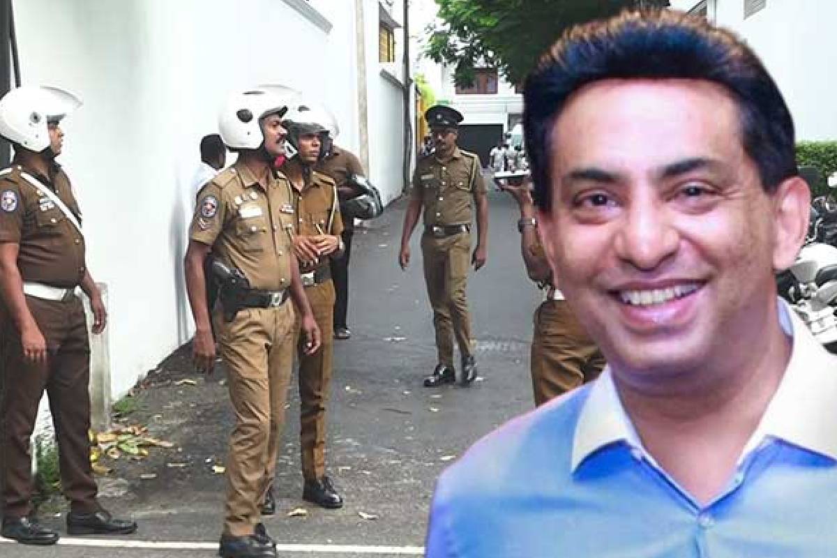 கபில சந்திரசேனவின் திடீர் மரணத்தில் சந்தேகம்! விரையும் முக்கிய அதிகாரிகள் - பொலிஸ் மோப்ப நாய்களும் வரவழைப்பு | Kapila Chandrasena Dead Investigation
