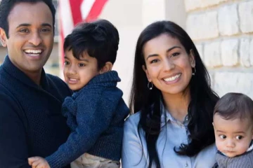 ඇමරිකාවේ ජනපති සටනට එක්වූ ඉන්දියානුවා..(PHOTOS)