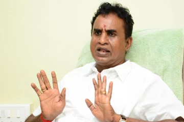 யார் இந்த எஸ்.பி வேலுமணி? அதிமுகவில் அசுர வளர்ச்சி பெற்றது எப்படி?