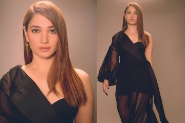 செம ஹாட் ஆக விருது விழாவுக்கு வந்த தமன்னா.. ஹாட் ஸ்டில்கள்