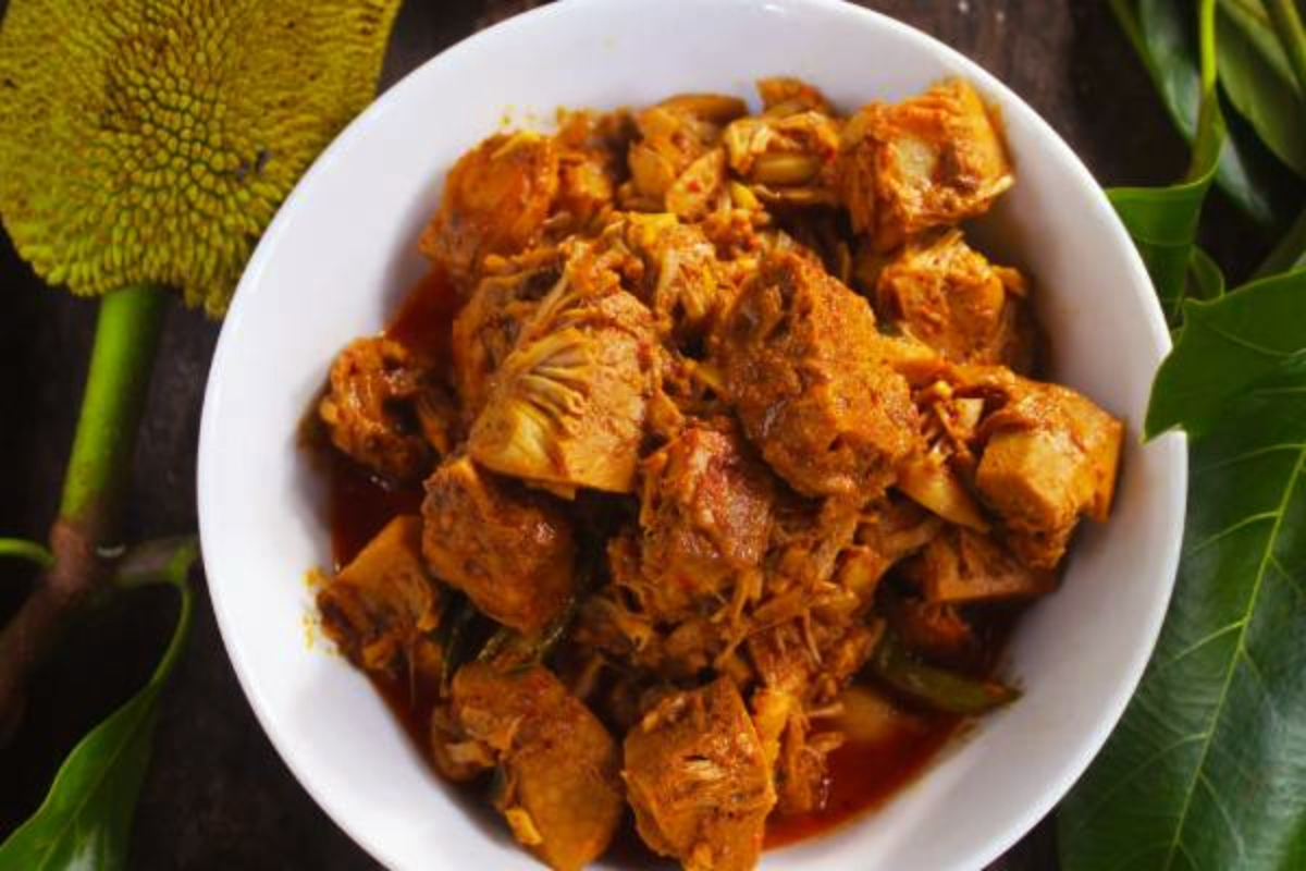 கறி சுவையை மிஞ்சும் பலாக்காய் கறி - இப்படி மசாலா அரைத்து சமைத்து பாருங்க | Palakkai Curry Recipe How To Make Easy Step