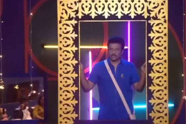 கண் முன்பு அக்காவின் உயிர் பிரிந்தது இப்படி தான்! பிக் பாஸில் துடி துடித்து கதறிய சஞ்சீவ்... இவ்வளவு சோகமா? | Bigg Boss Today Live