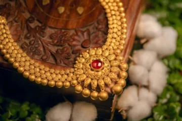 தங்கம் வாங்க இதுதான் சரியான நேரம் - இன்றைய விலை நிலவரம்!