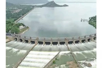 மேட்டூர் அணையில் நீர்வரத்து அதிகரிப்பு 11 மாவட்டங்களுக்கு வெள்ள அபாய எச்சரிக்கை