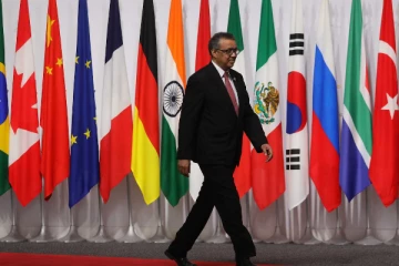 முதன் முறையாக “தனிமைப்படுத்தலில்;” தளர்வை அறிவித்துள்ள உலக சுகாதார அமைப்பு!