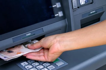 லண்டனில் ஏ.டி.எம் மோசடி! - புலம்பெயர் தமிழர்கள் மிகவும் அவதானமாக இருக்குமாறு எச்சரிக்கை