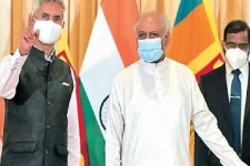 13வது திருத்தச் சட்டத்தை அமுல்படுத்த அர்த்தமுள்ள அதிகார பரவலாக்கலை மேற்கொள்ள வேண்டும் - சுப்ரமணியம் ஜெய்சங்கர்