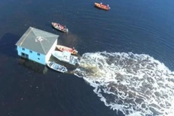 இணையத்தளங்களில் வைரலான கனடா தம்பதியரின் செயல்!