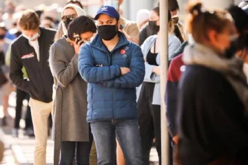 ஓமிக்ரான் அச்சுறுத்தல் ஒருபக்கம்... தென் ஆபிரிக்காவை புரட்டிப்போடும் நான்காவது அலை