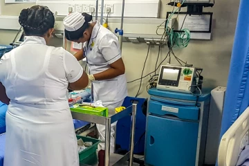 யாழில் சிறுவர்களுக்கு கசிப்பு பருக்கியது யார்? இருவர் மருத்துவமனையில்!