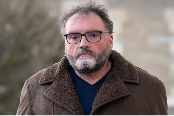 நோயாளிகளுக்கு விசம் கொடுத்து கொன்ற மருத்துவருக்கு நீதிமன்றம் வழங்கிய தண்டனை | Doctor Who Poisoned Patients Jailed For Life நோயாளிகளுக்கு விசம் கொடுத்து கொன்ற மருத்துவருக்கு நீதிமன்றம் வழங்கிய தண்டனை | Doctor Who Poisoned Patients Jailed For Life