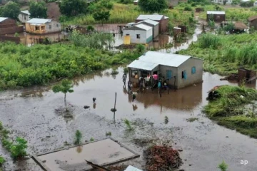 மூன்று நாடுகளை மொத்தமாக மூழ்கடித்த பெருவெள்ளம்... 100 கடந்த இறப்பு எண்ணிக்கை